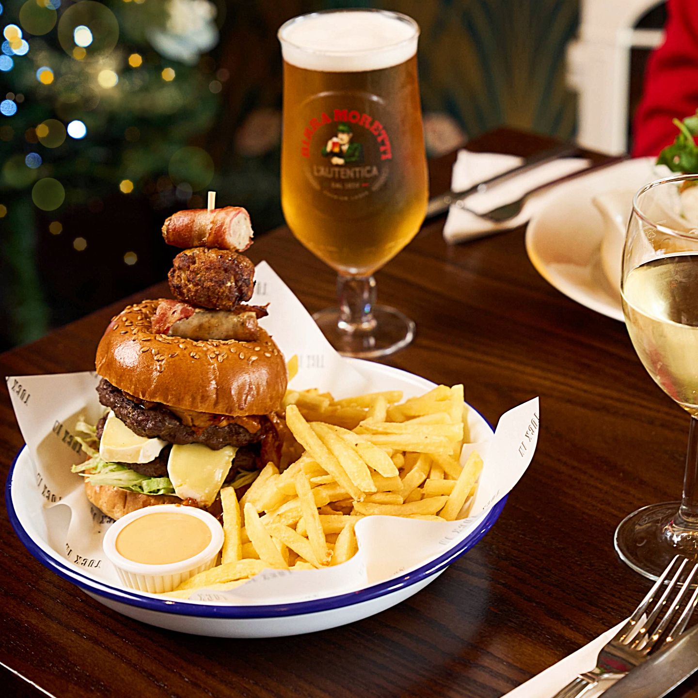 Festive Lunch & Dinner at The Sandstone Nab in Middlesbrough